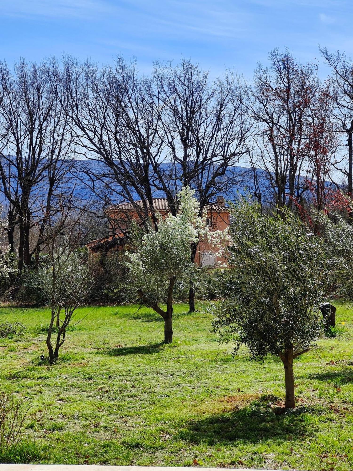 Villa Handres Nans-les-Pins Exteriér fotografie